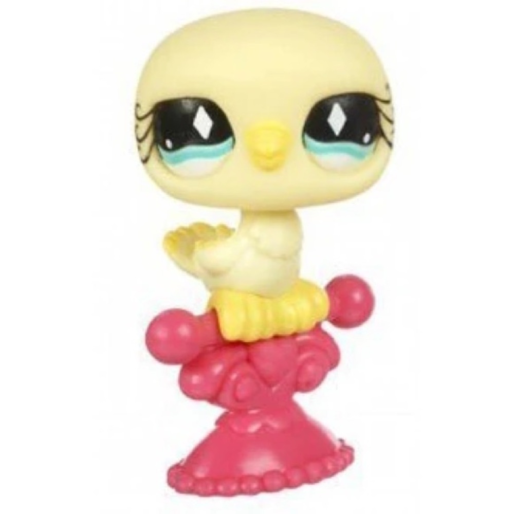 littlest pet shop # 512 2007 yellow bird with aqua blue eyes and stand Hasbro